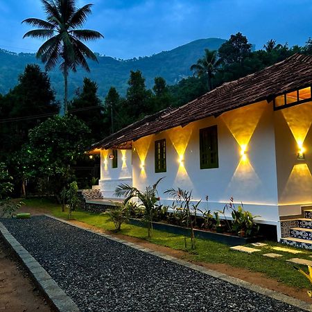 Calm Shack - 2 Bedroom-Boutique Farm Stay Munnar Ngoại thất bức ảnh