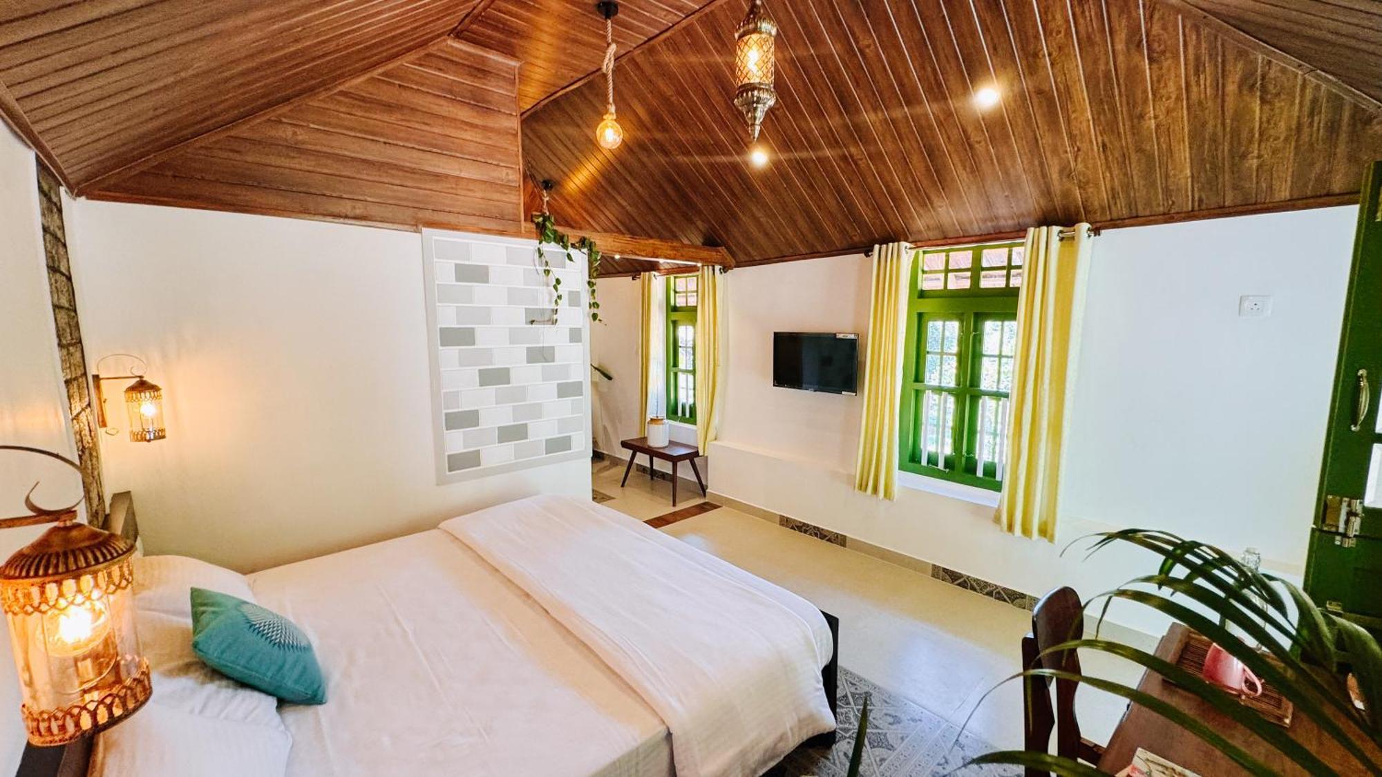 Calm Shack - 2 Bedroom-Boutique Farm Stay Munnar Ngoại thất bức ảnh