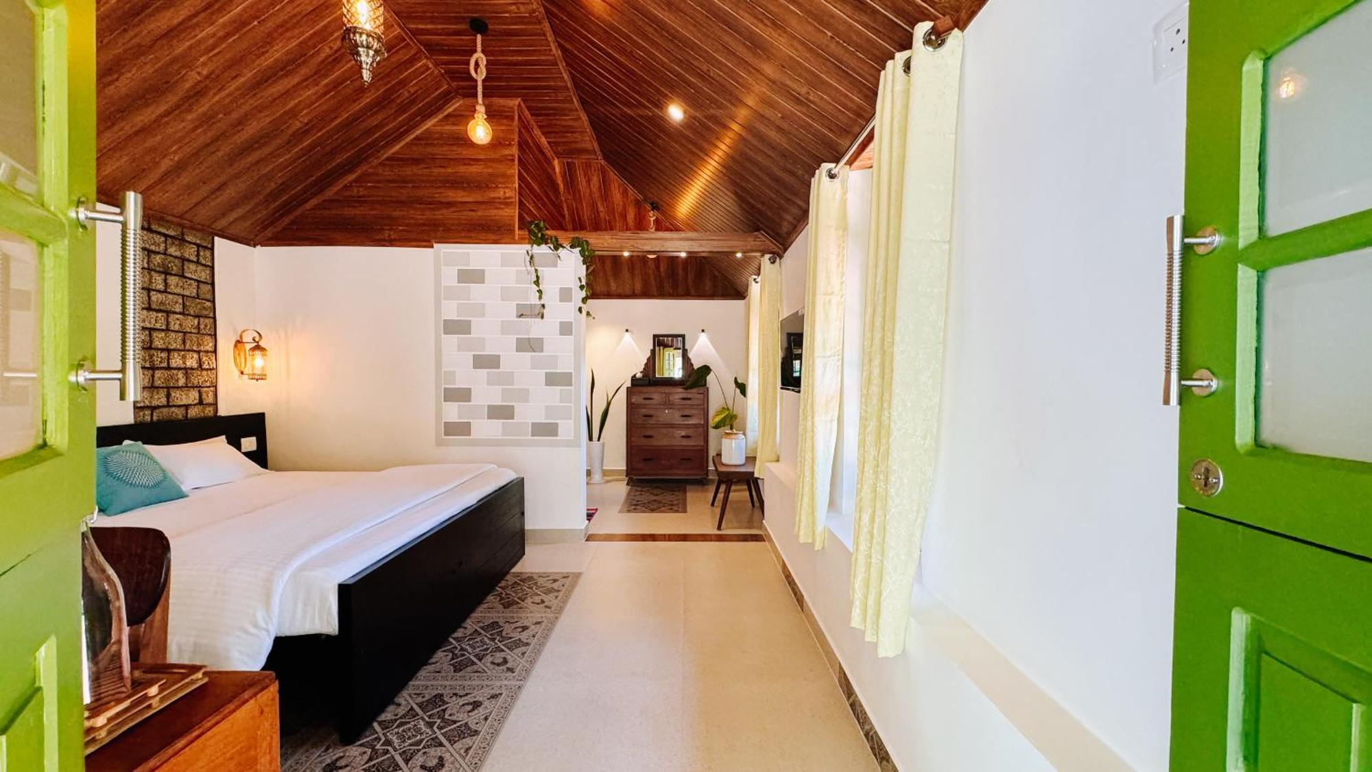 Calm Shack - 2 Bedroom-Boutique Farm Stay Munnar Ngoại thất bức ảnh