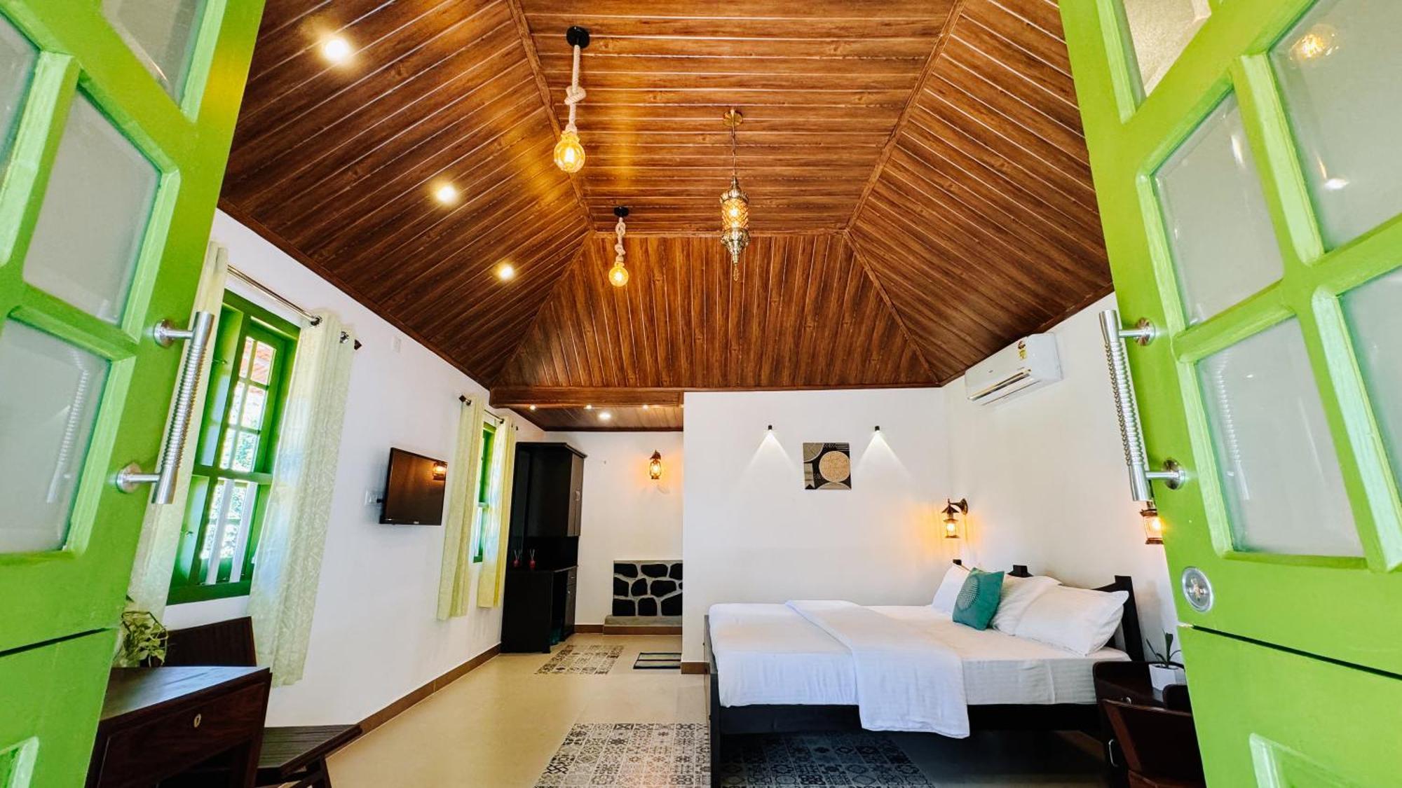 Calm Shack - 2 Bedroom-Boutique Farm Stay Munnar Ngoại thất bức ảnh