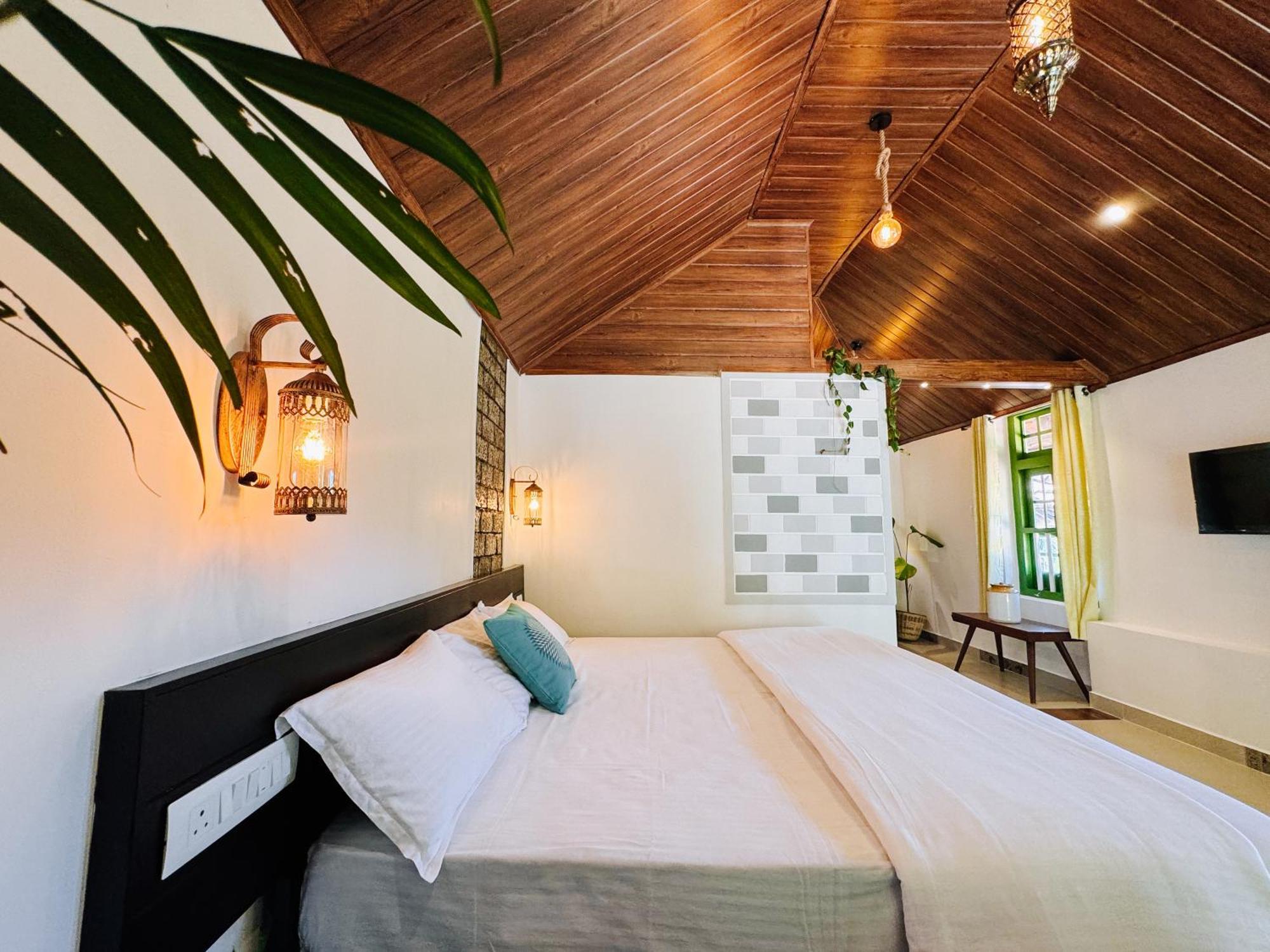 Calm Shack - 2 Bedroom-Boutique Farm Stay Munnar Ngoại thất bức ảnh