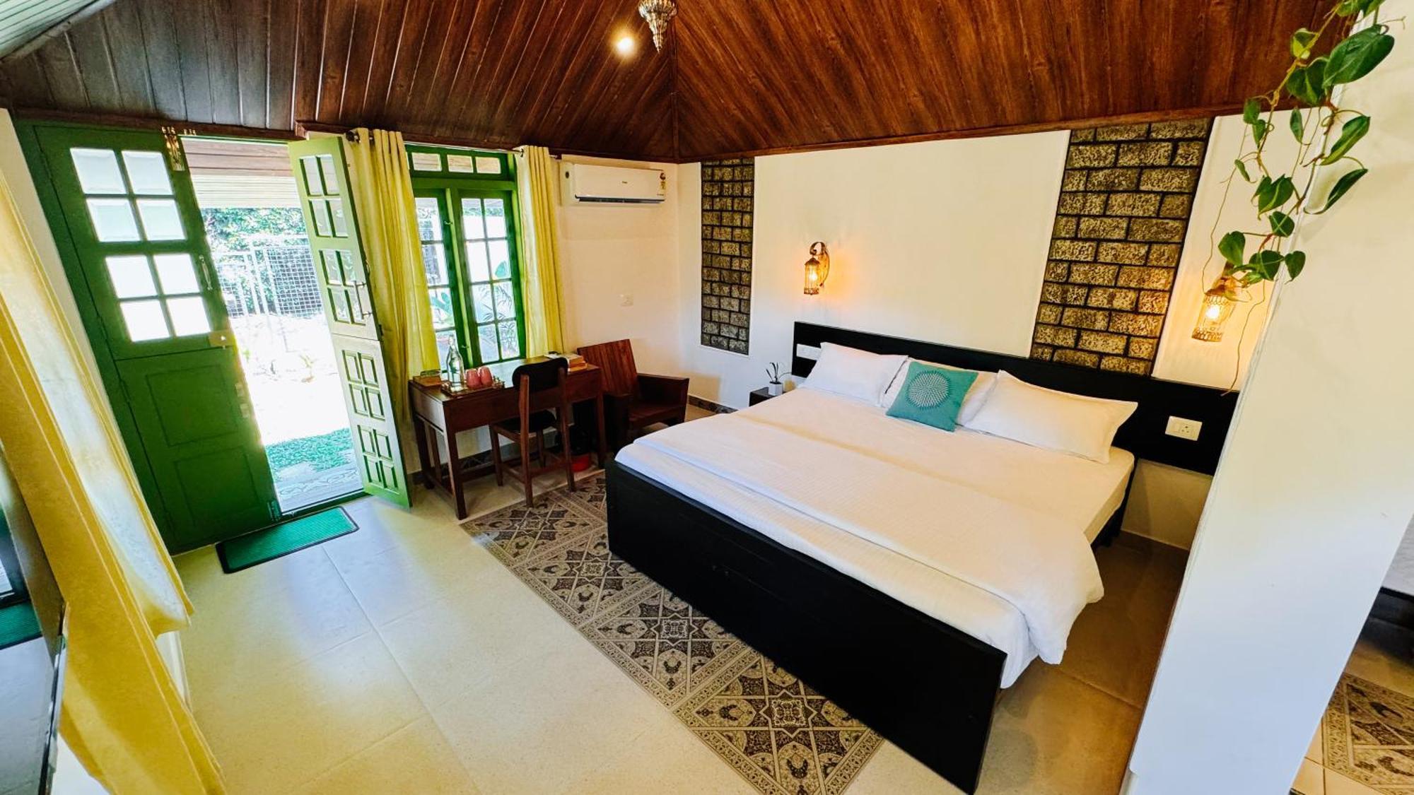 Calm Shack - 2 Bedroom-Boutique Farm Stay Munnar Ngoại thất bức ảnh