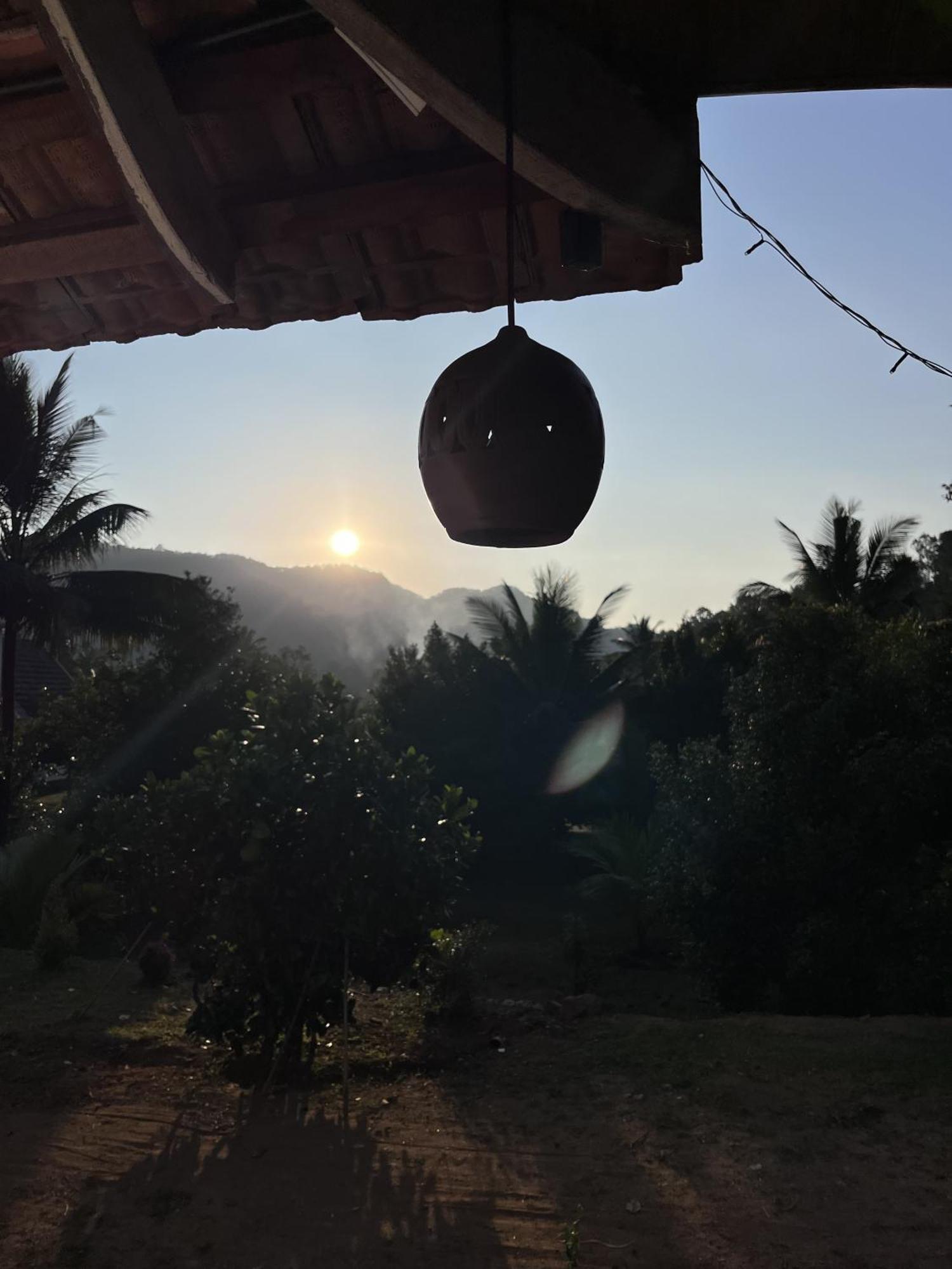 Calm Shack - 2 Bedroom-Boutique Farm Stay Munnar Ngoại thất bức ảnh