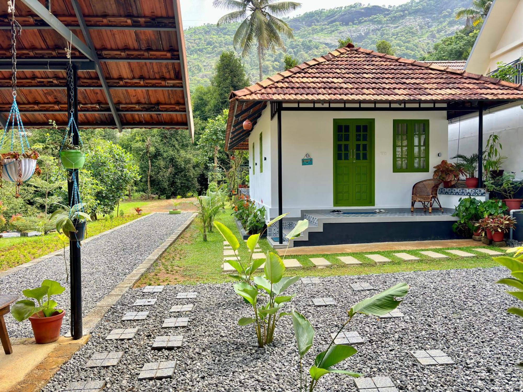 Calm Shack - 2 Bedroom-Boutique Farm Stay Munnar Ngoại thất bức ảnh